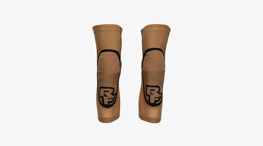 Race Face | Covert Knee Guard