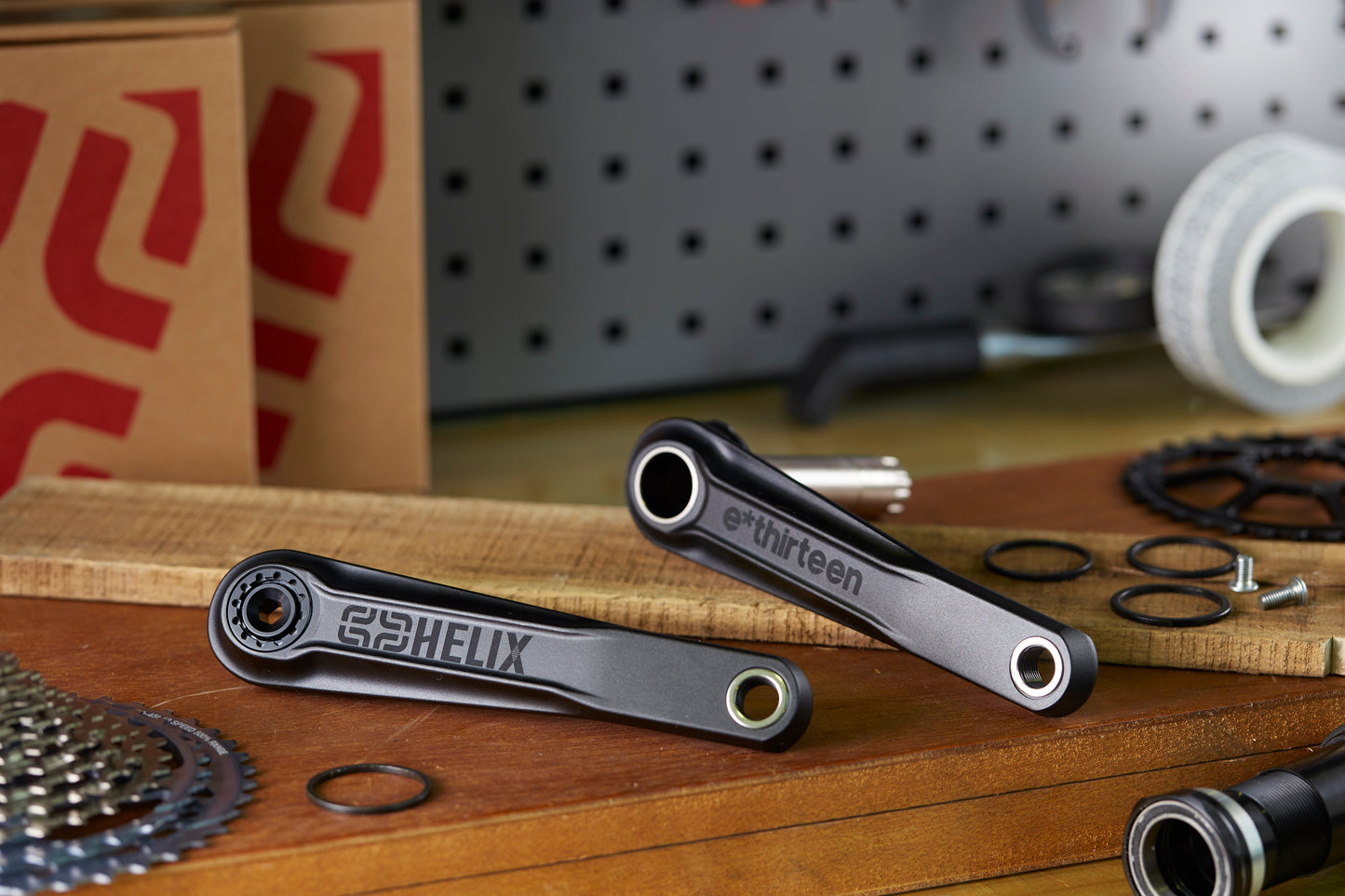 eThirteen | Helix Core Alloy Light Crankarm