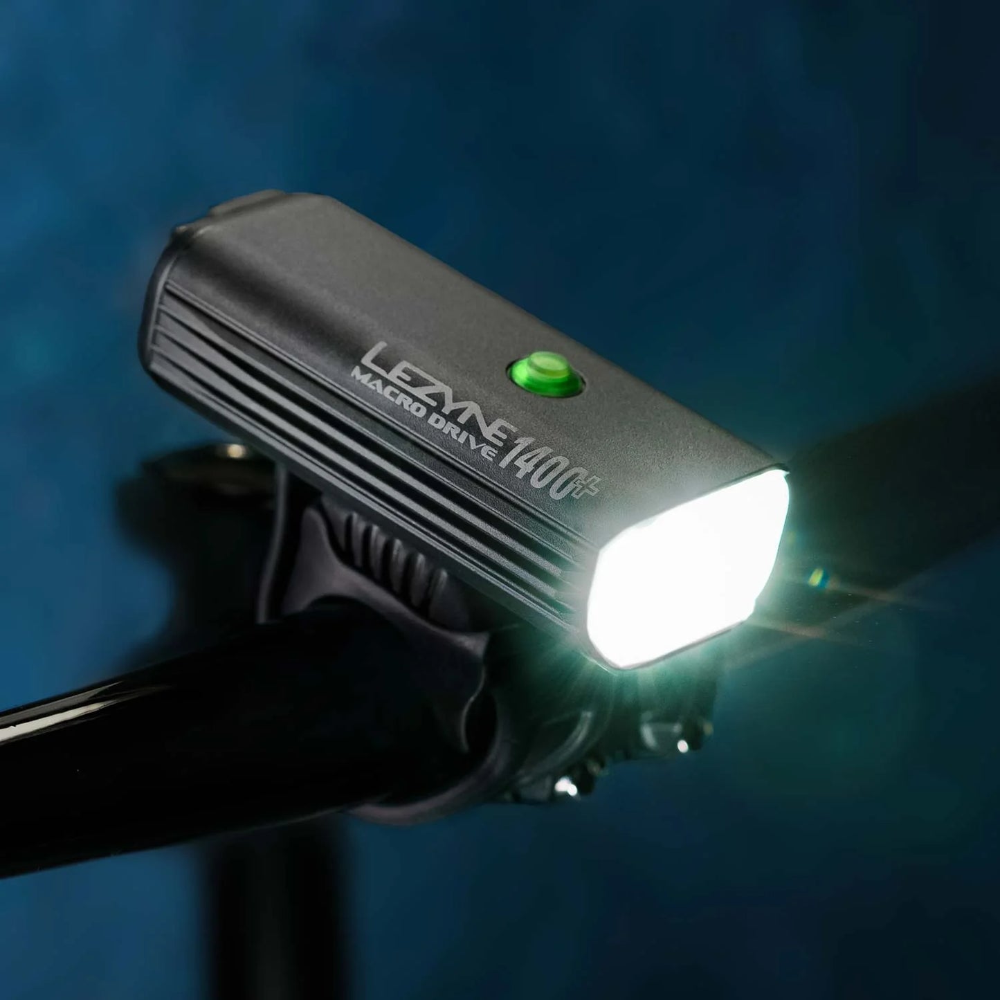 Lezyne | Macro Drive 1400+ Front