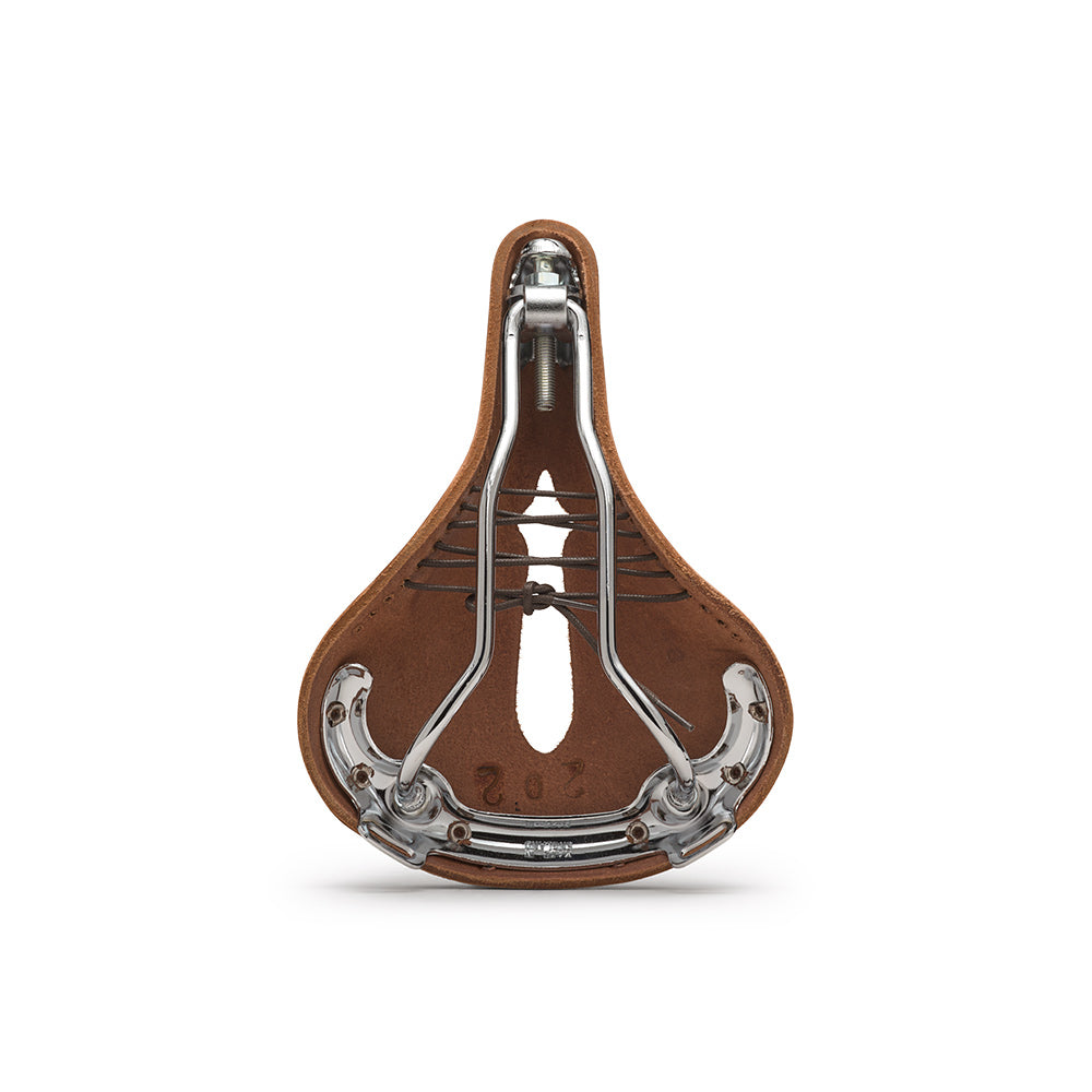 Brooks England | B17 Carved Short