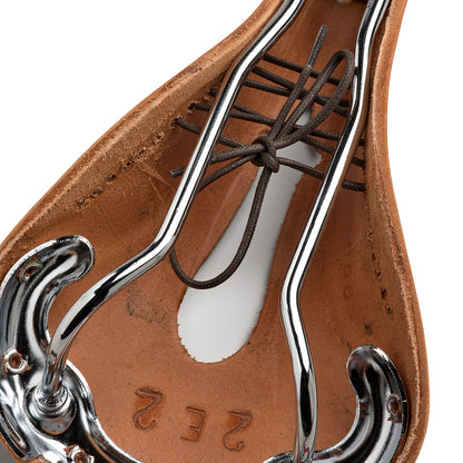Brooks England | B17 Narrow Carved